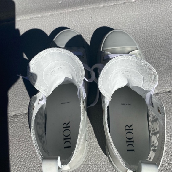 Only worn once! - Picture 6 of 6